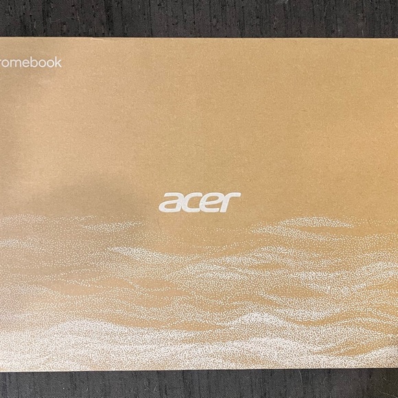 Brand new acer vero 514 laptop - Picture 3 of 5